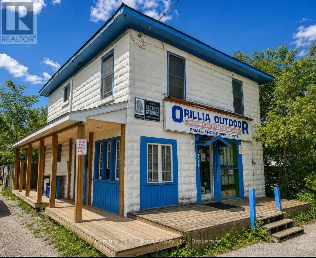 371 West Street N, Orillia
